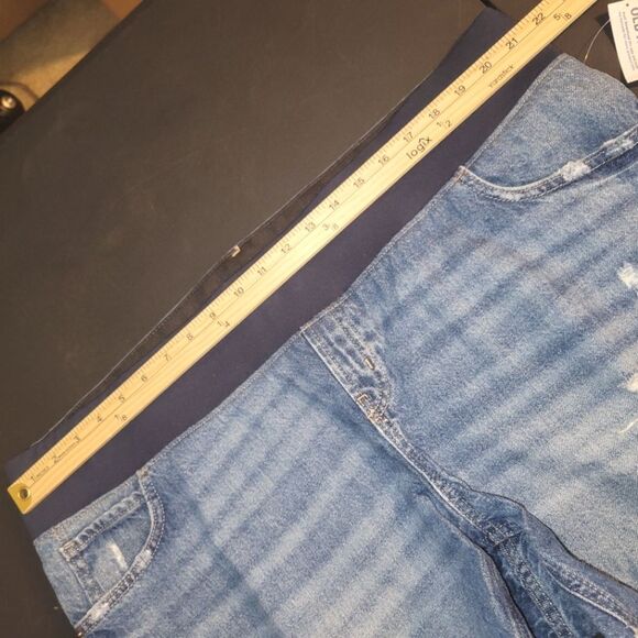 New Old Navy Maternity Low Panel Jean Shorts 18 - Picture 7 of 10